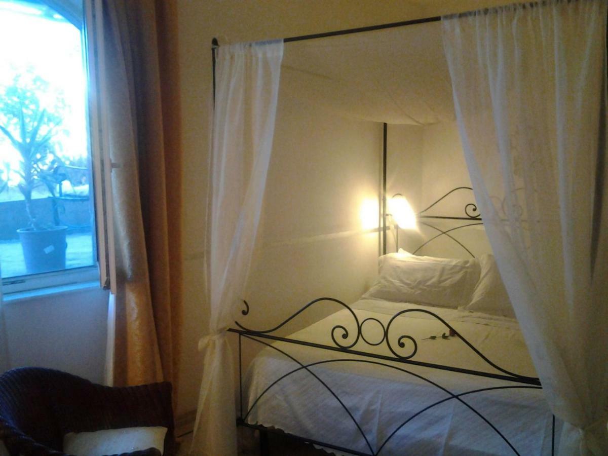 Casa In Collina "La Farfalla" Рипарбела Екстериор снимка